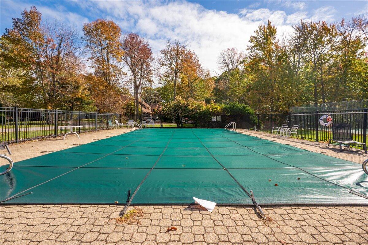 10 Harbor Drive Lincolnville ME 04849