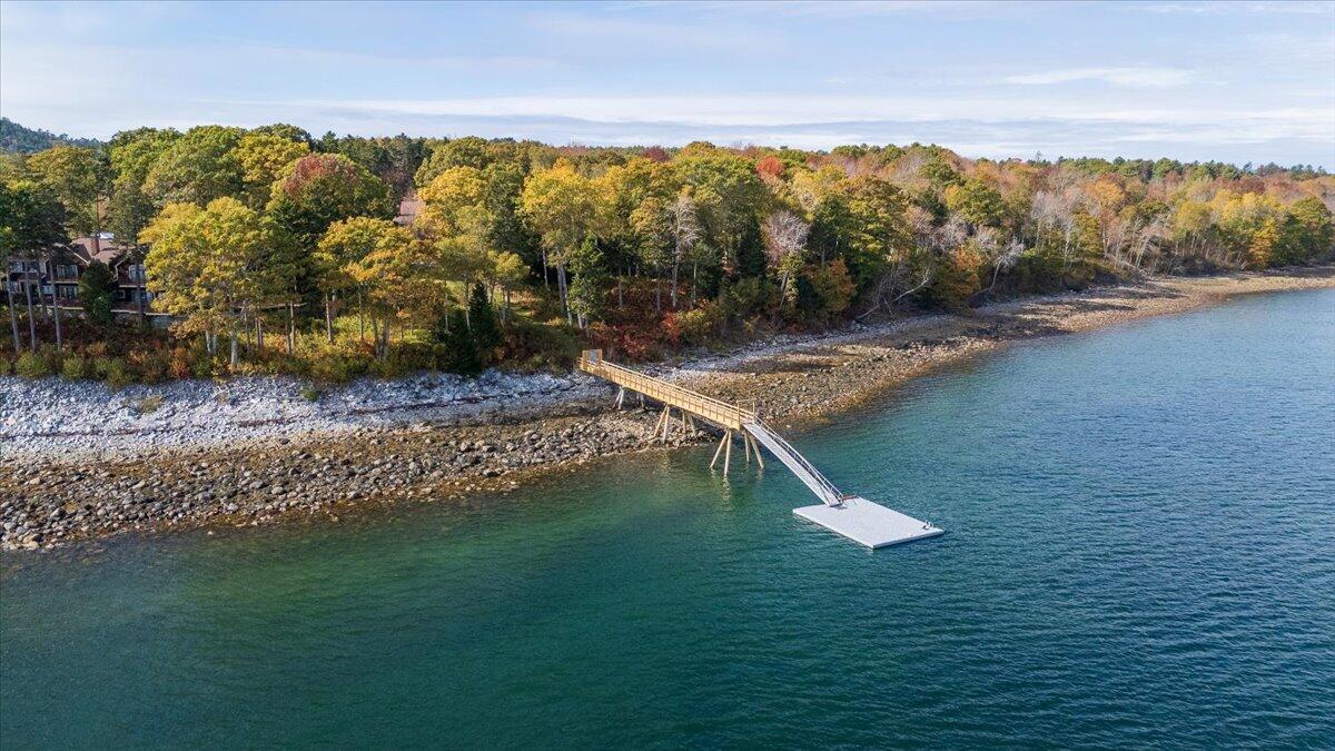 10 Harbor Drive Lincolnville ME 04849