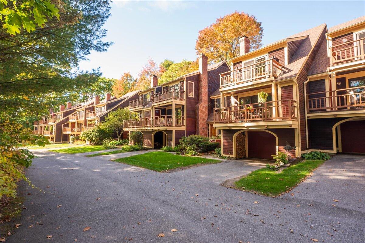 10 Harbor Drive Lincolnville ME 04849