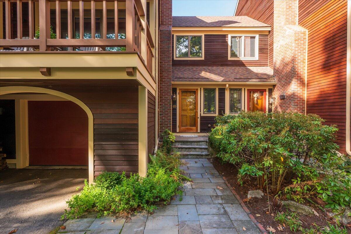 10 Harbor Drive Lincolnville ME 04849