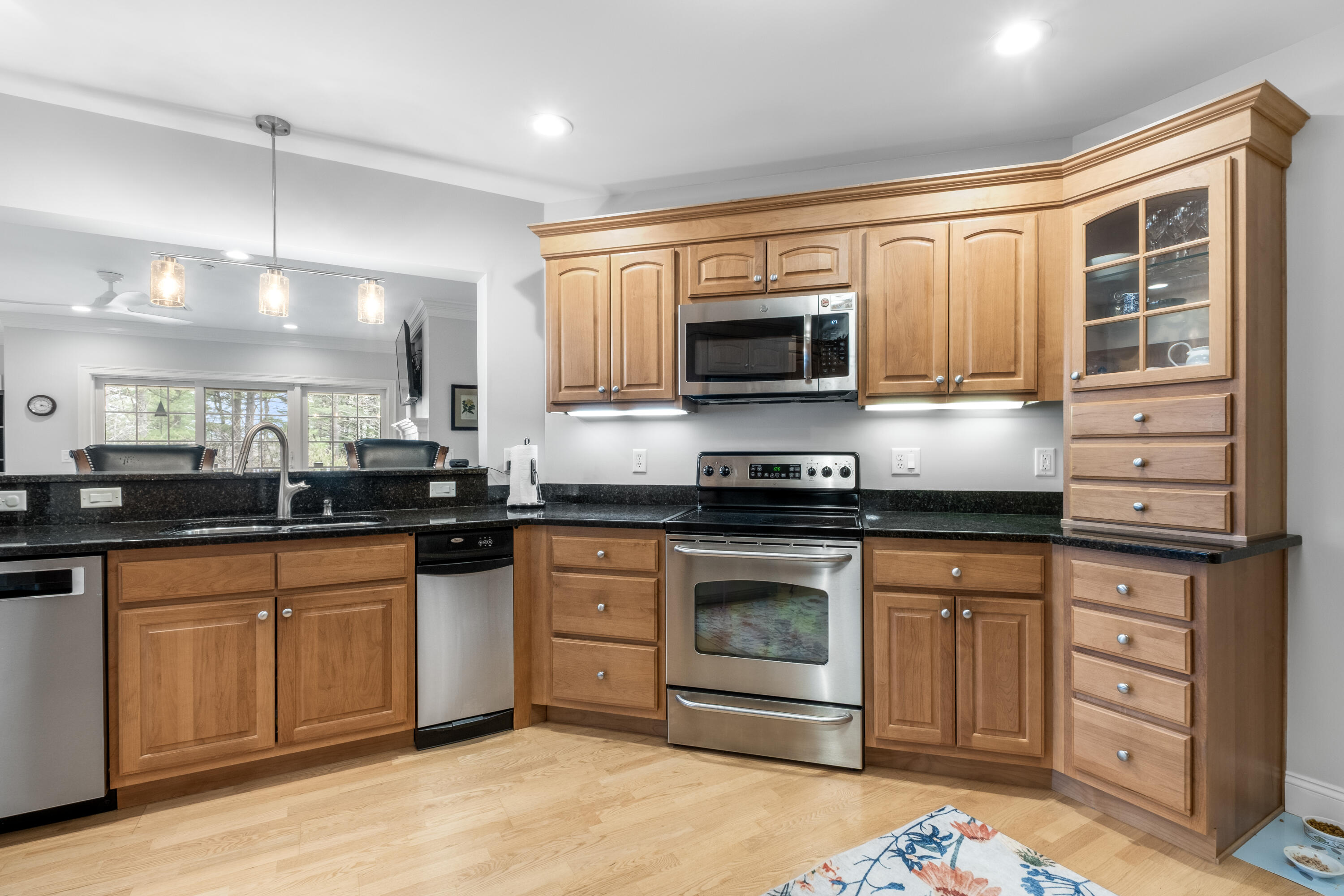 100 Shepards Cove Road Kittery ME 03904