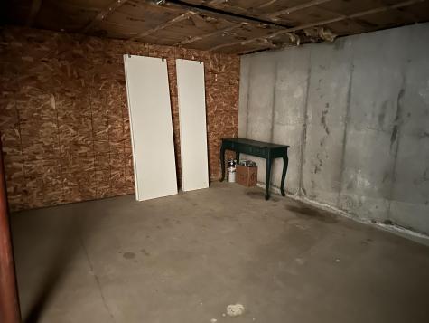 16 C&k Loop Waterboro ME 04030