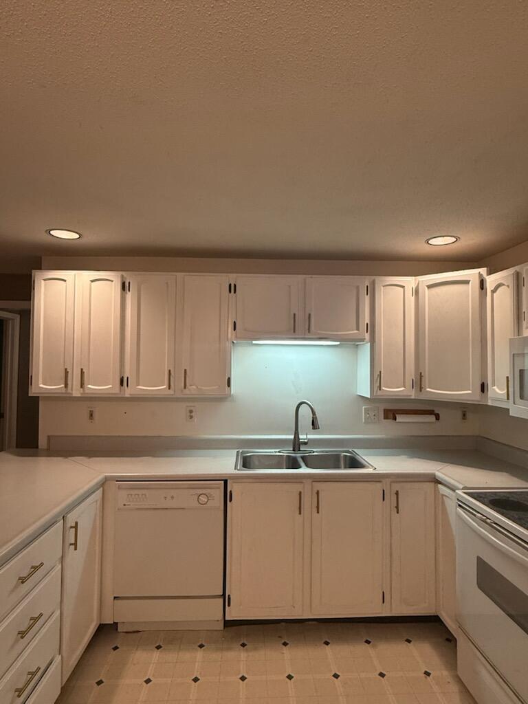 2 New Colony Drive Old Orchard Beach ME 04064