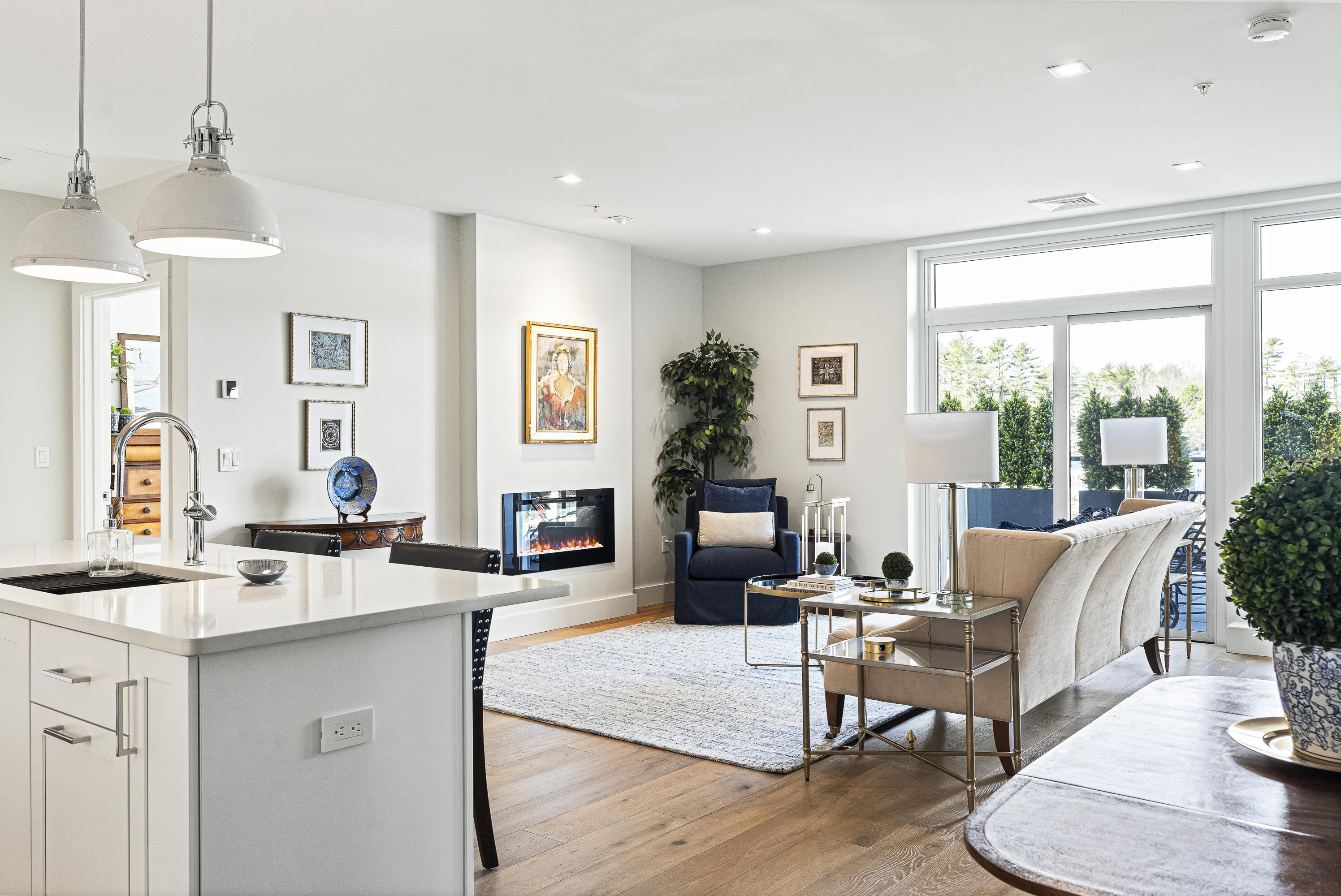 267 Us Route 1 Falmouth ME 04105