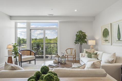 267 Us Route 1 Falmouth ME 04105