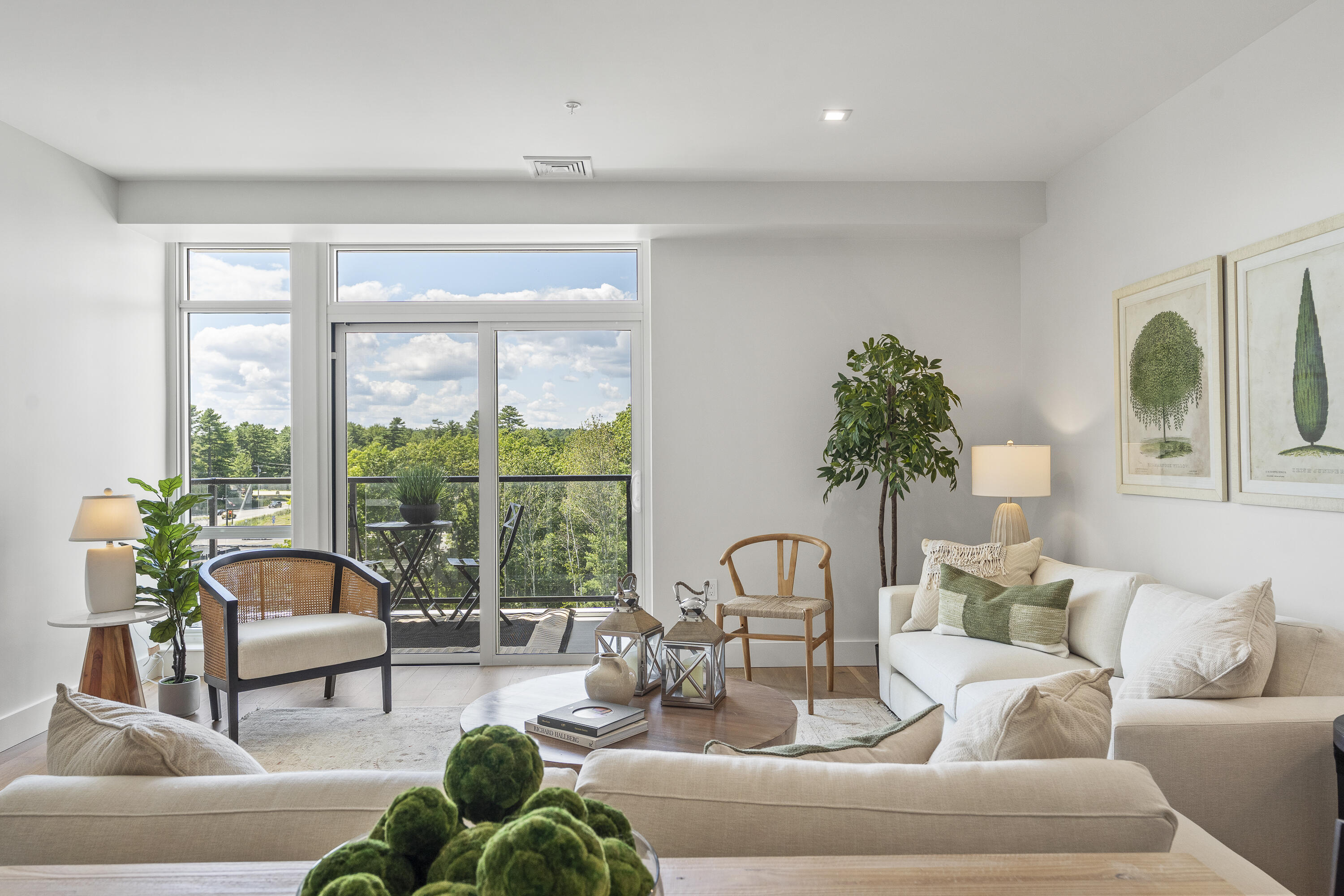 267 Us Route 1 Falmouth ME 04105