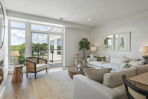 267 Us Route 1 Falmouth ME 04105