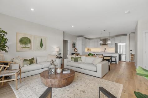 267 Us Route 1 Falmouth ME 04105