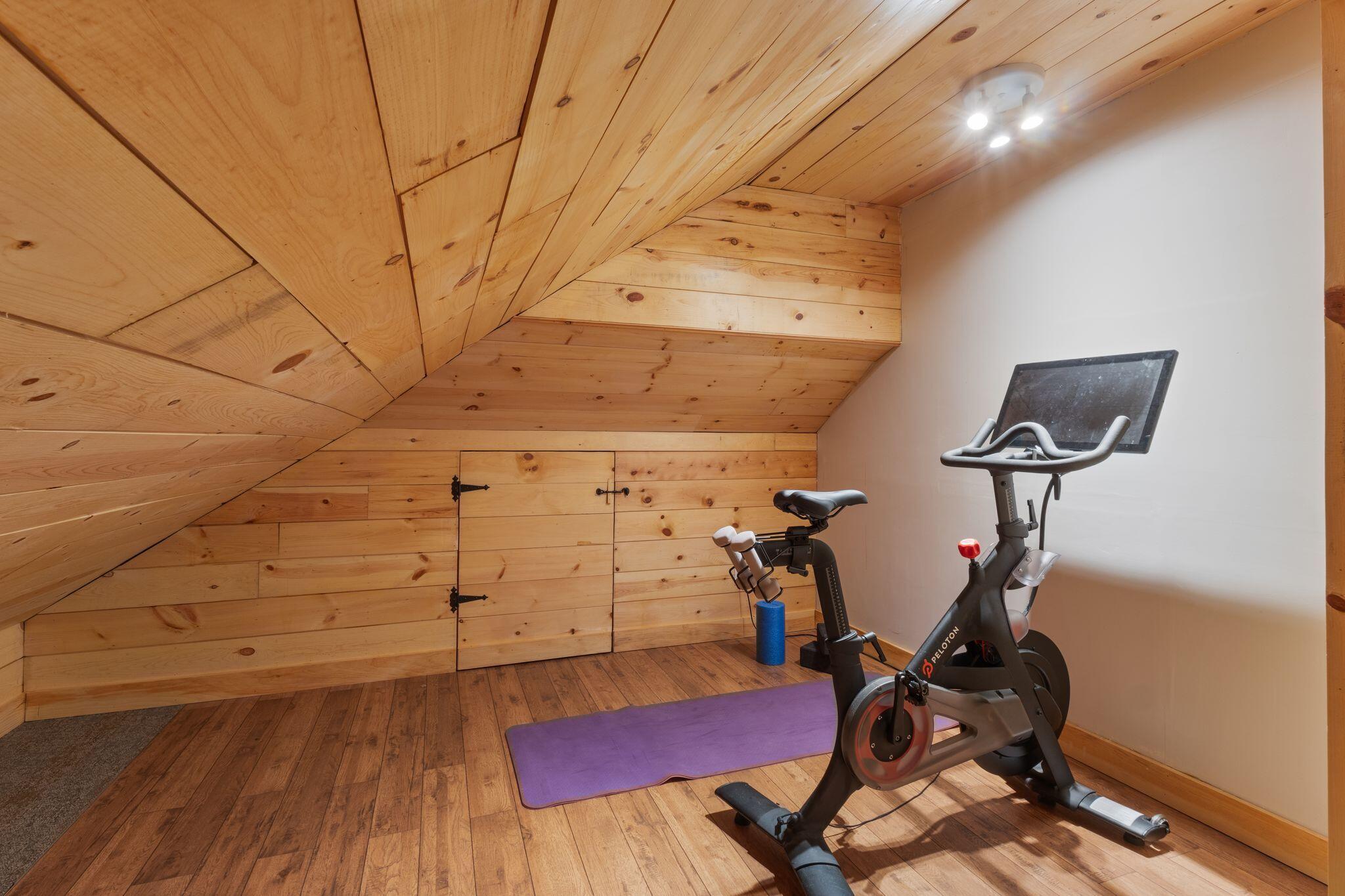 8 Stoneledge Drive Portland ME 04102