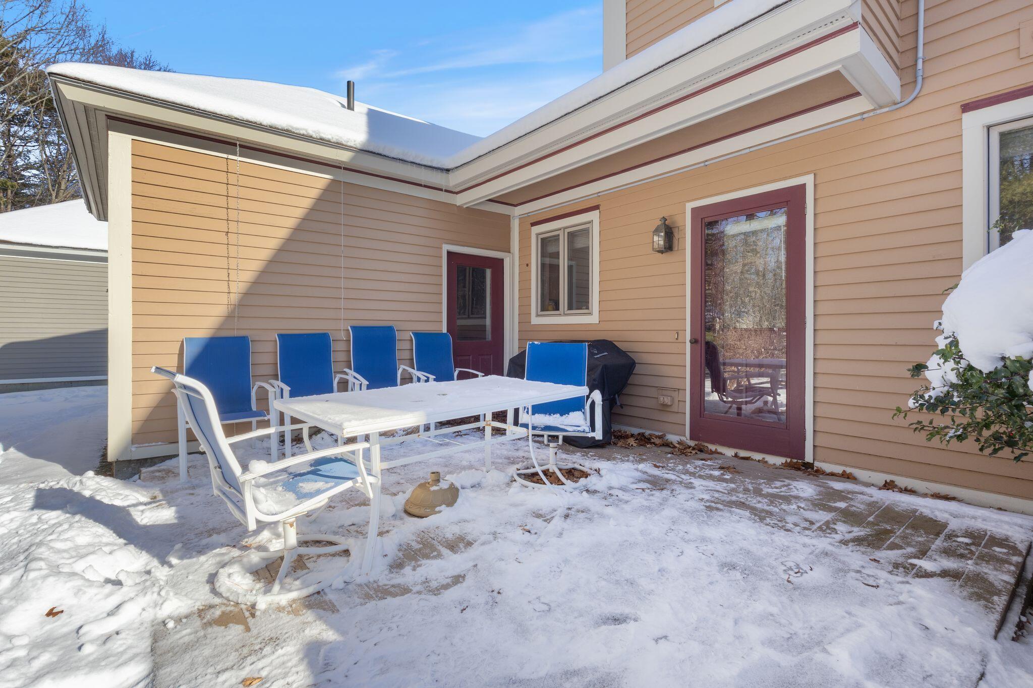 8 Stoneledge Drive Portland ME 04102