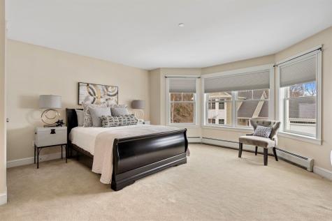 46 Ridgewood Drive Falmouth ME 04105