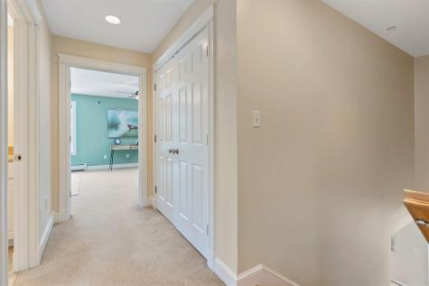 46 Ridgewood Drive Falmouth ME 04105