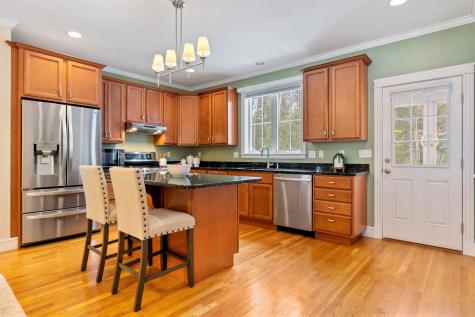 46 Ridgewood Drive Falmouth ME 04105