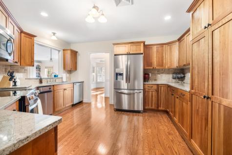 100 Shepard's Cove Road Kittery ME 03904