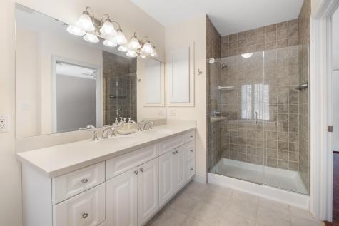 100 Shepard's Cove Road Kittery ME 03904