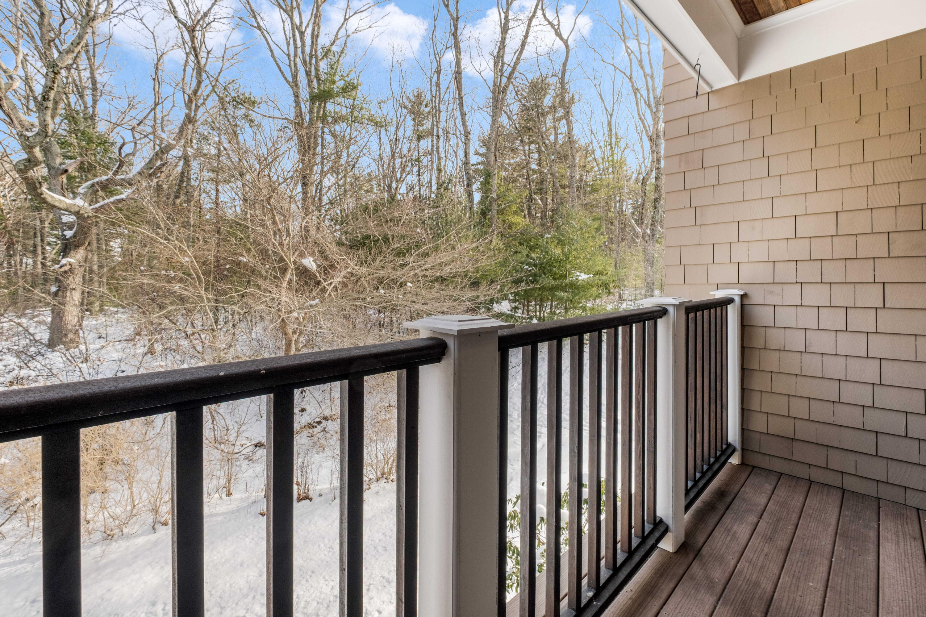 100 Shepard's Cove Road Kittery ME 03904