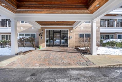 100 Shepard's Cove Road Kittery ME 03904