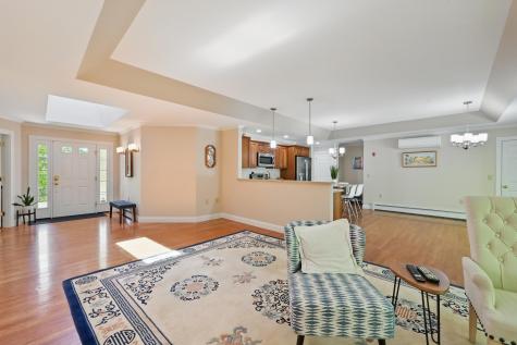 40 Camden Court Bangor ME 04401