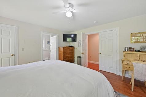 40 Camden Court Bangor ME 04401