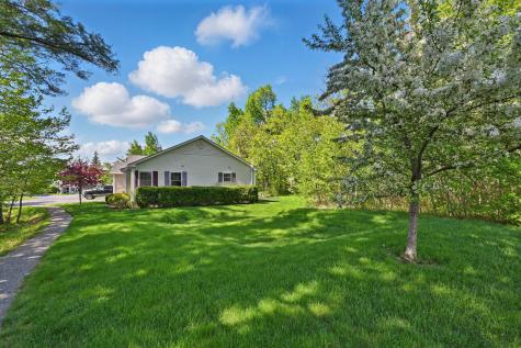 40 Camden Court Bangor ME 04401