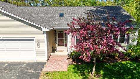 40 Camden Court Bangor ME 04401