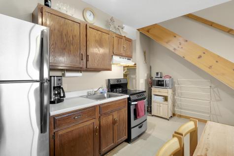 8 Cascade Drive Newry ME 04261