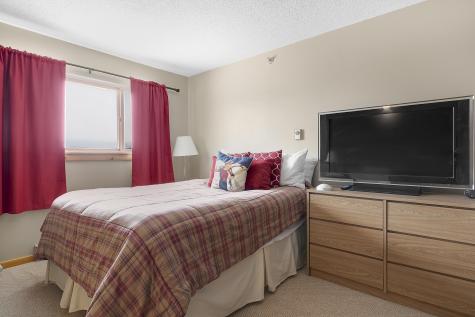 8 Cascade Drive Newry ME 04261