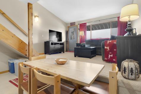 8 Cascade Drive Newry ME 04261