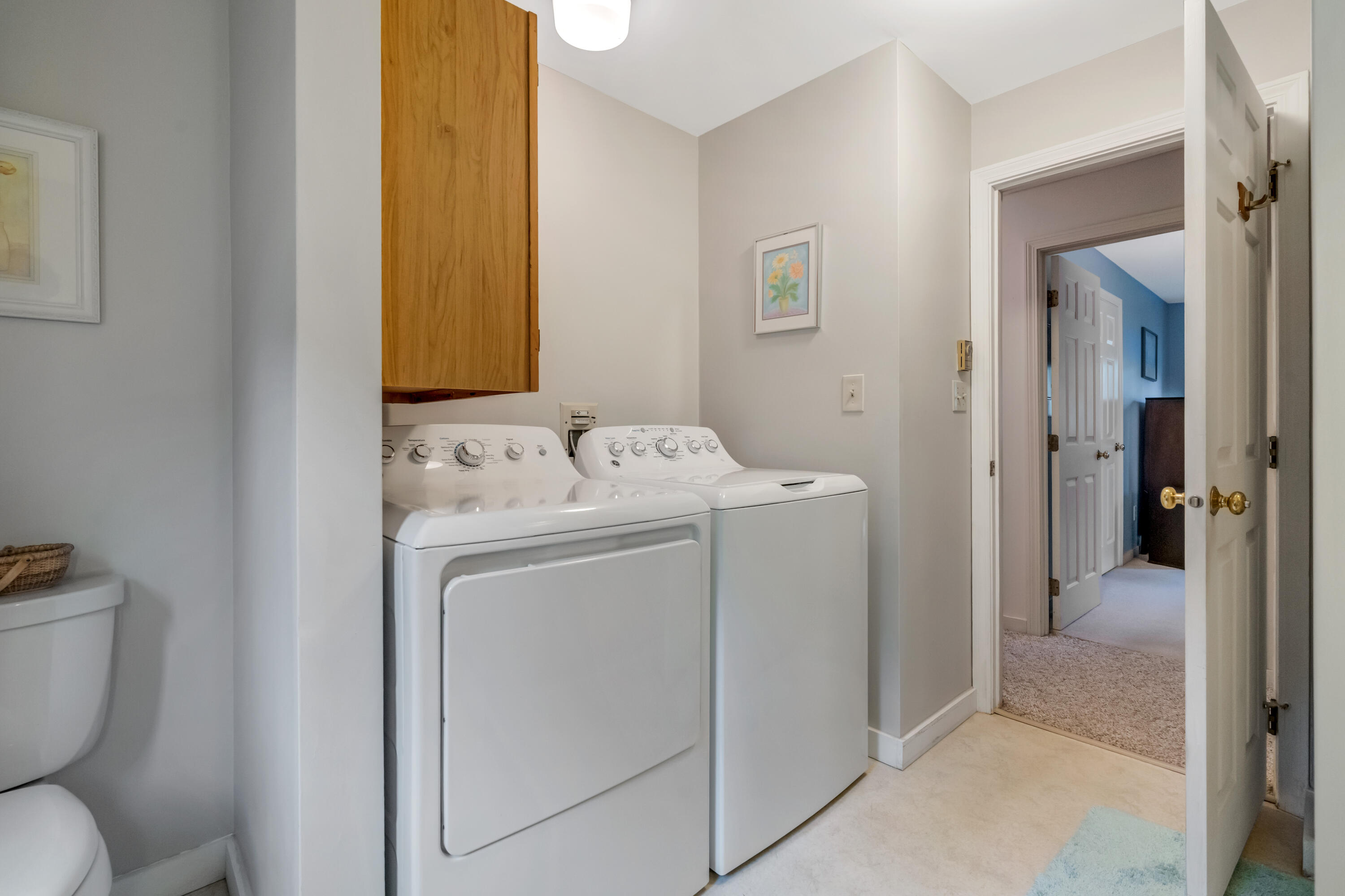 24 Colonial Way Auburn ME 04210