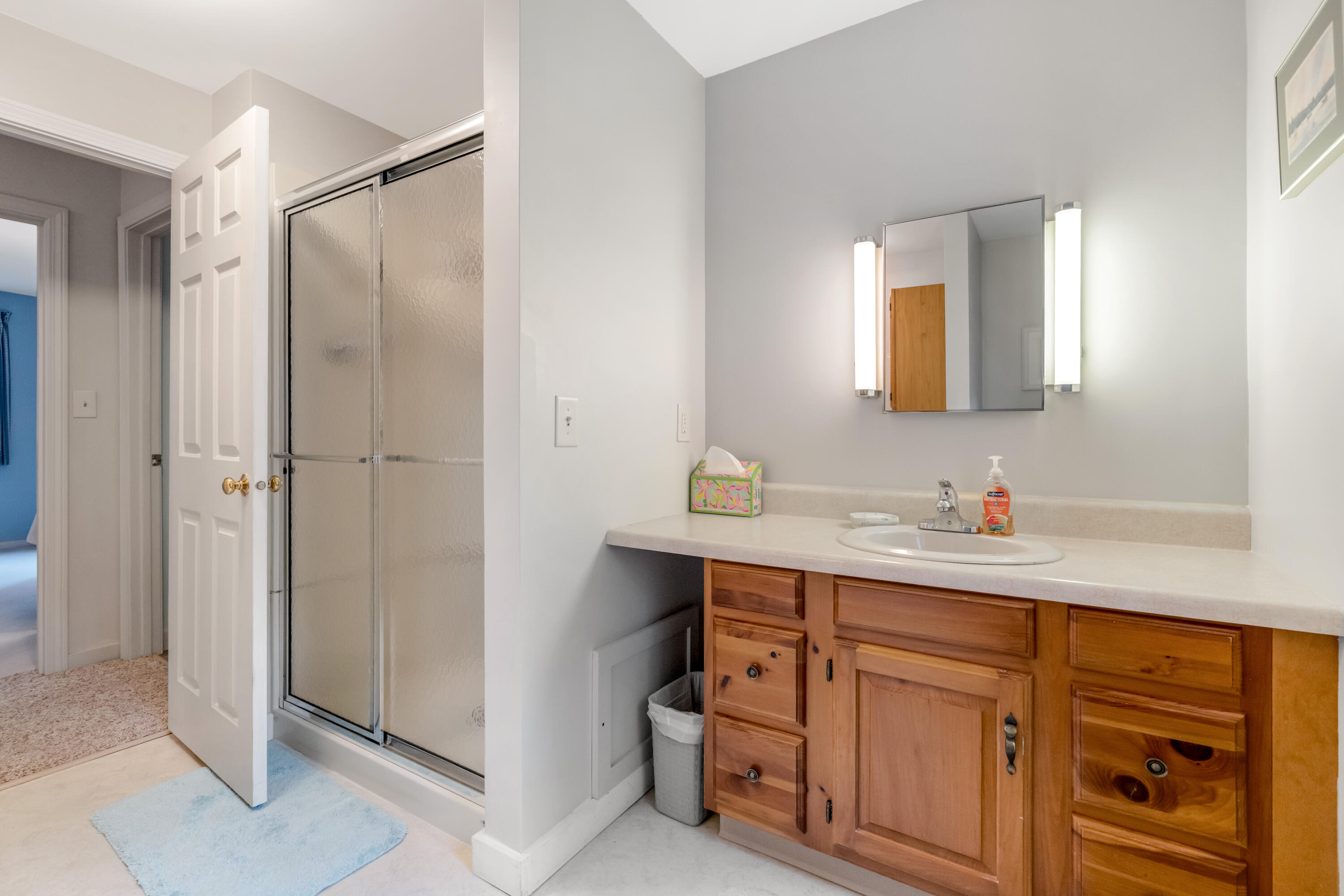 24 Colonial Way Auburn ME 04210