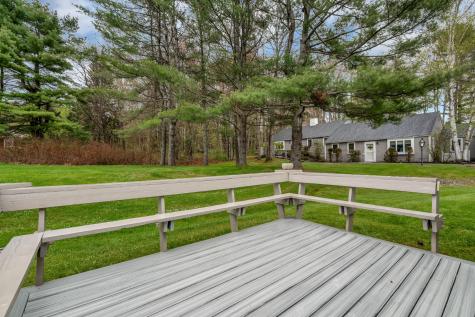 24 Colonial Way Auburn ME 04210