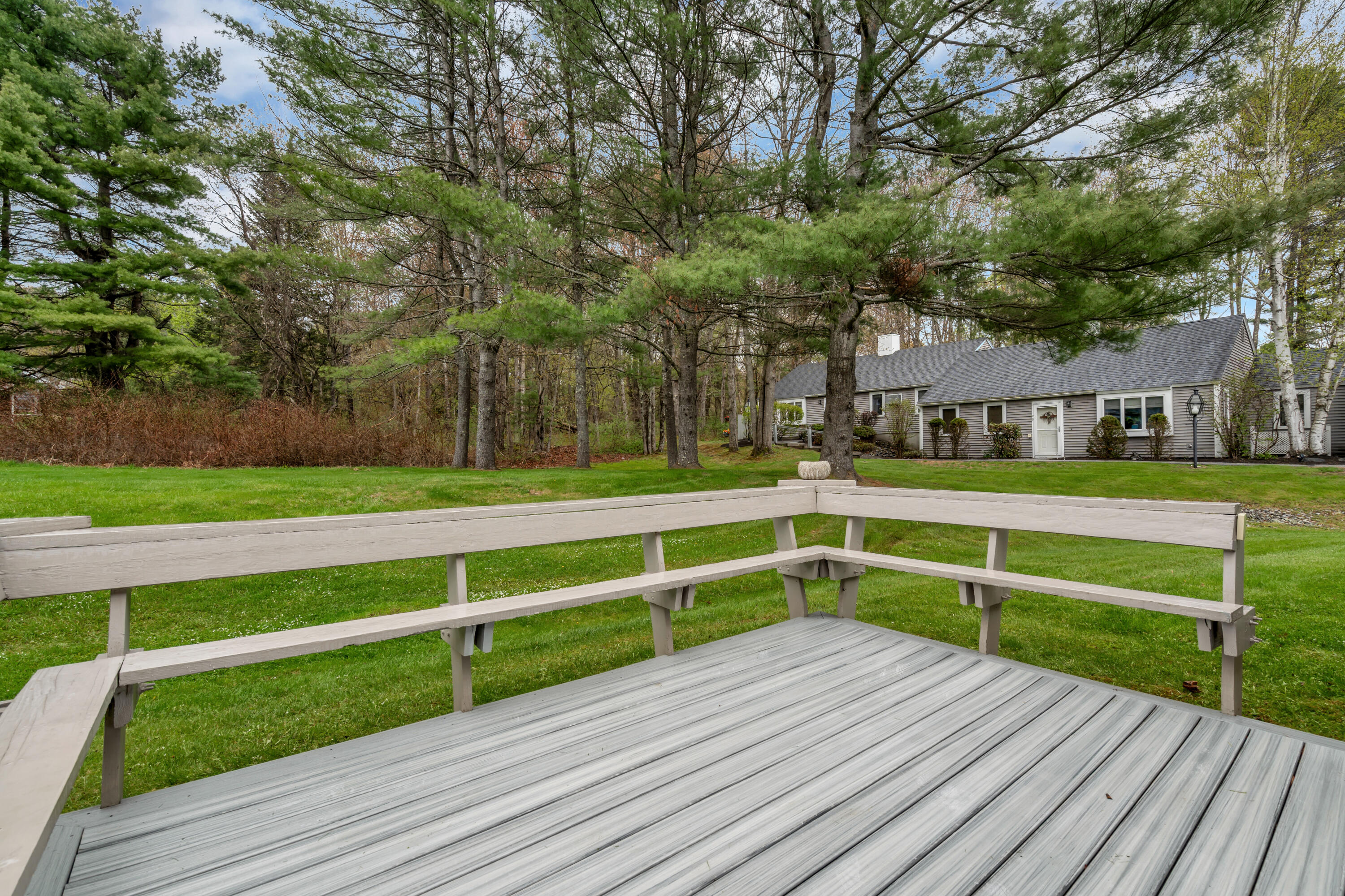 24 Colonial Way Auburn ME 04210
