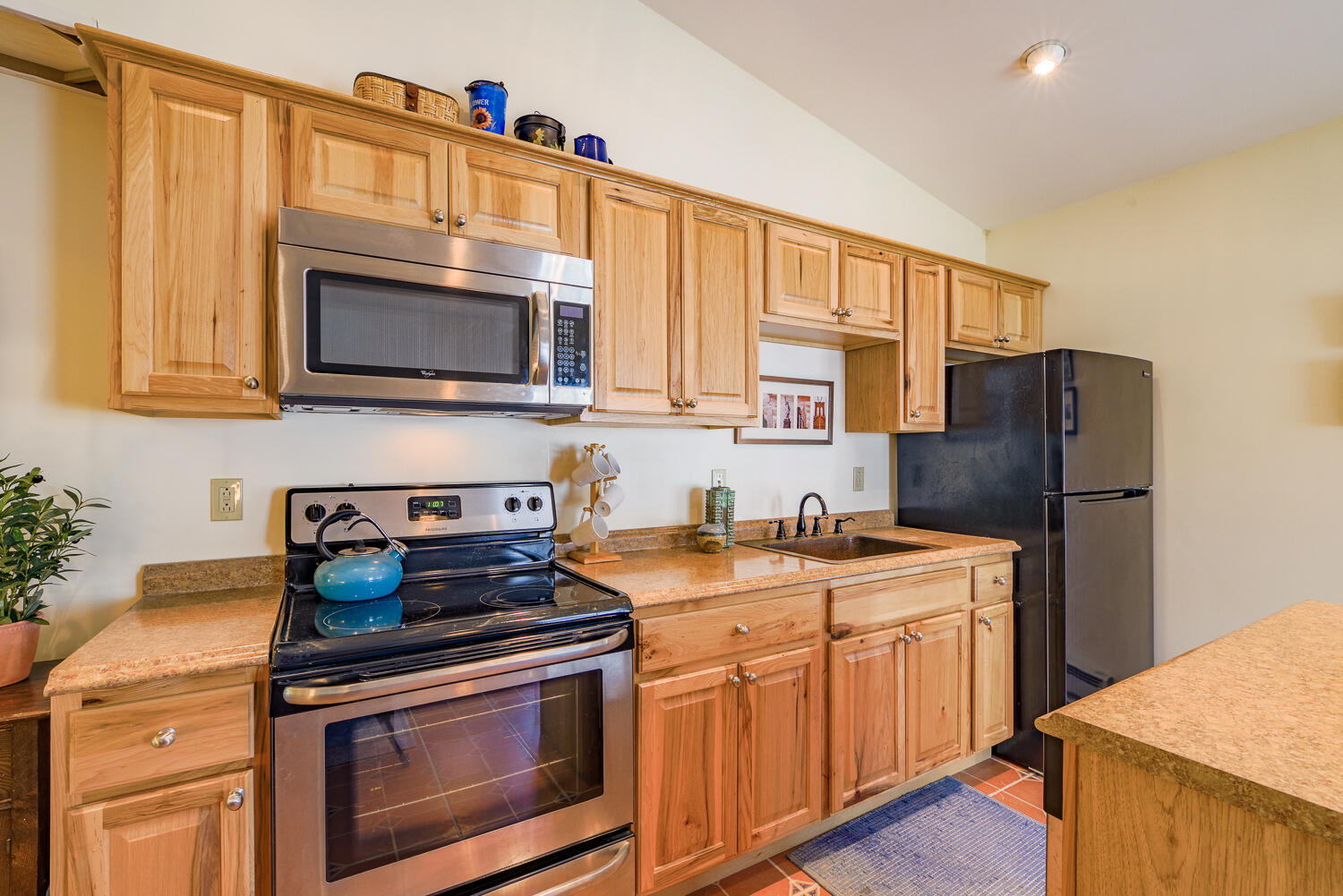 12 Hilltop Drive Rockport ME 04856