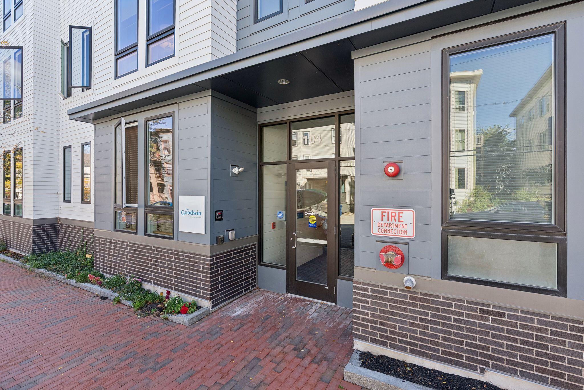 104 Grant Street Portland ME 04101