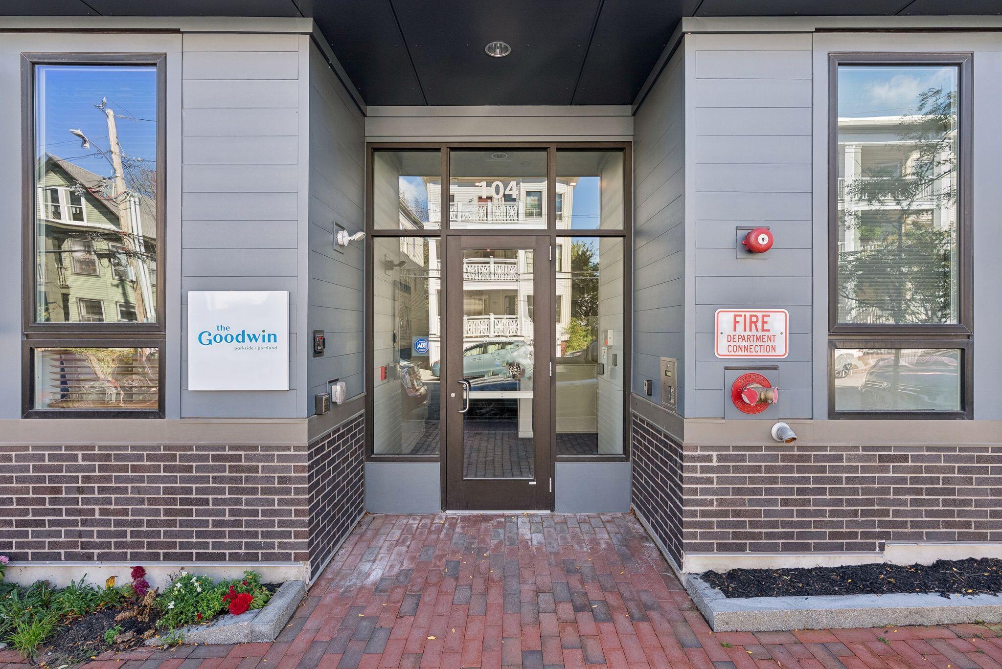 104 Grant Street Portland ME 04101