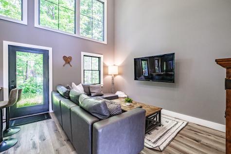 3 Duck Foot Way Newry ME 04261