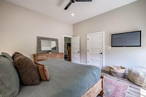 3 Duck Foot Way Newry ME 04261