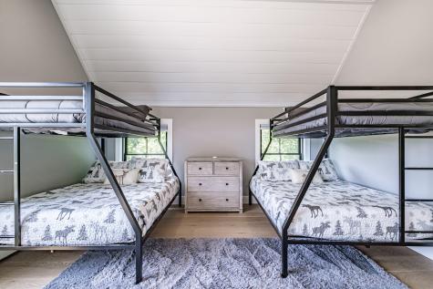 3 Duck Foot Way Newry ME 04261