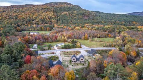 3 Duck Foot Way Newry ME 04261