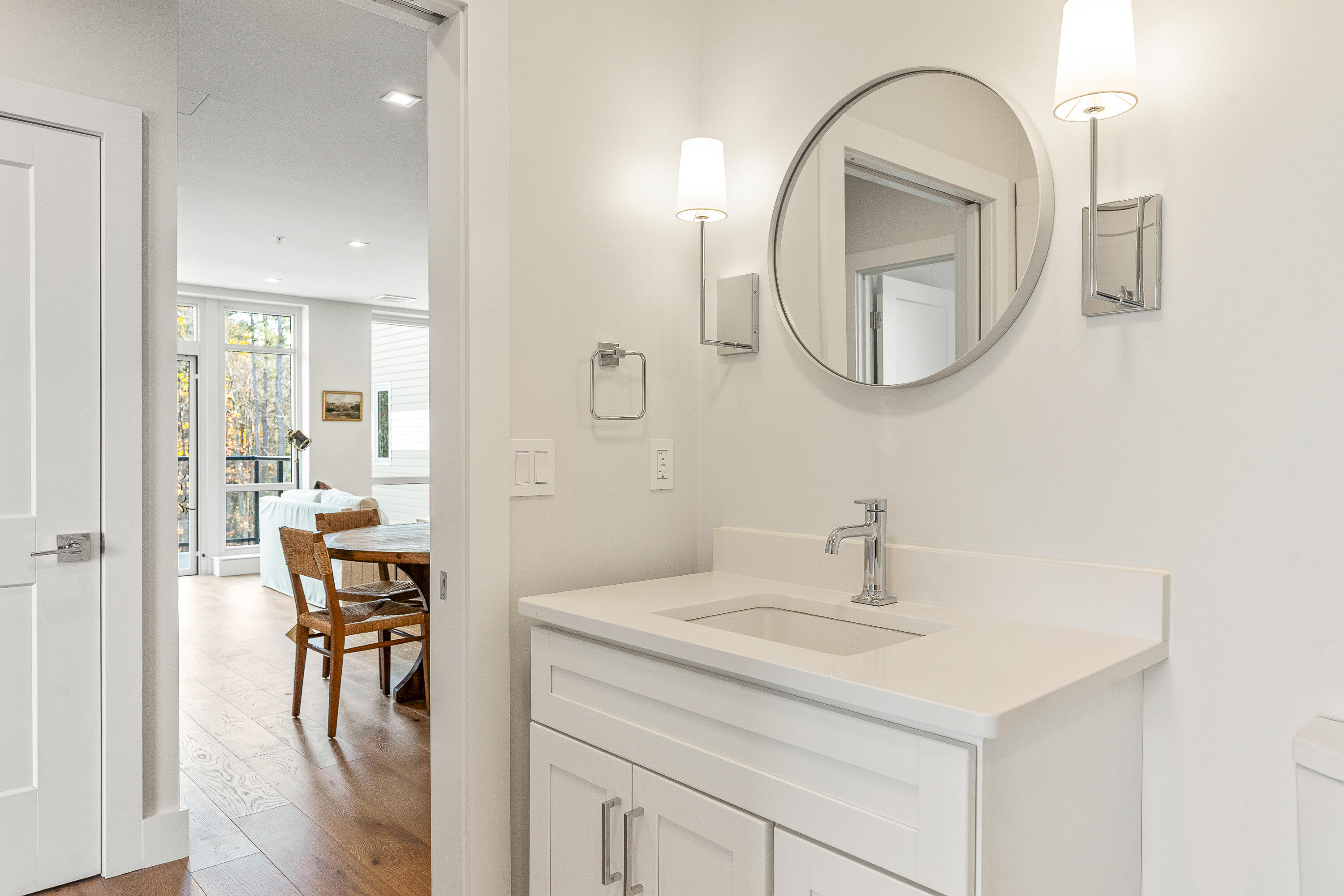 267 Us Route 1 Falmouth ME 04105