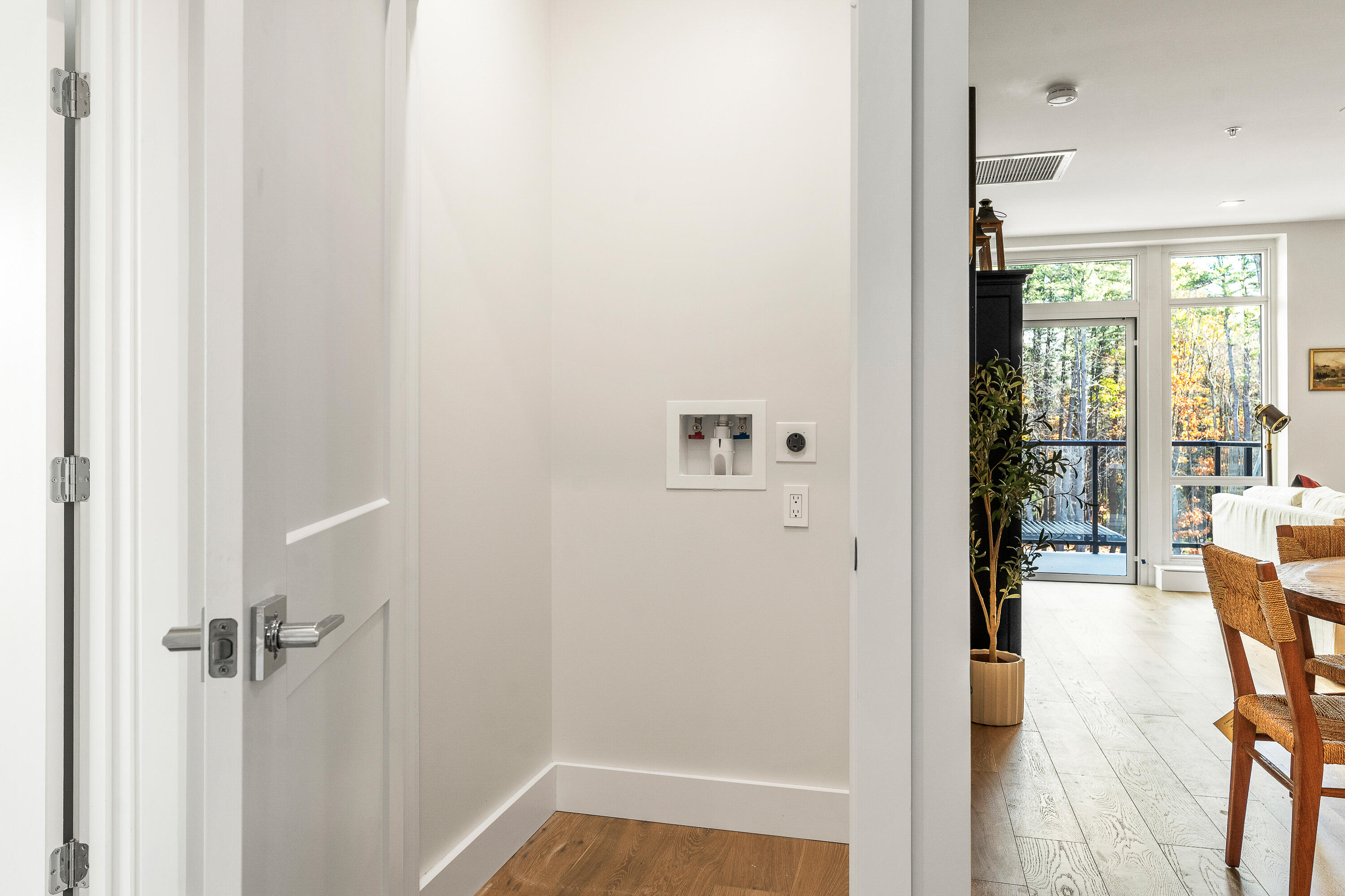 267 Us Route 1 Falmouth ME 04105