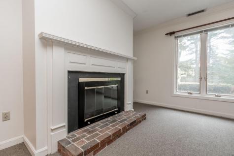 12 Foreside Common Road Falmouth ME 04105