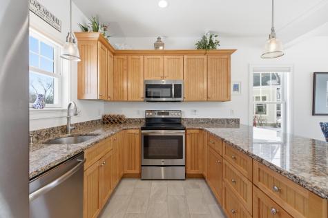 17 Adams Lane Arundel ME 04046