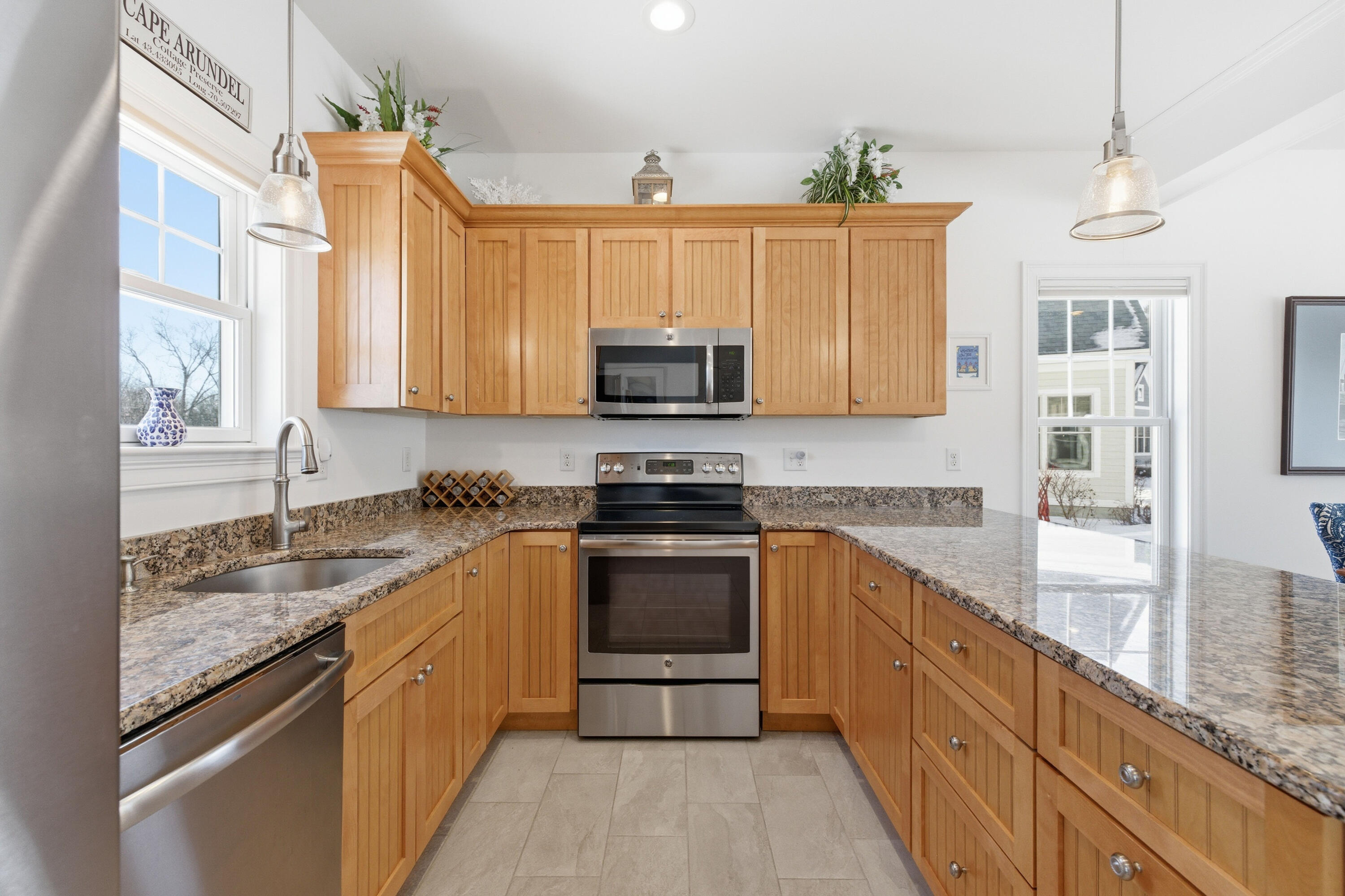 17 Adams Lane Arundel ME 04046