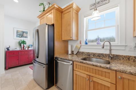 17 Adams Lane Arundel ME 04046