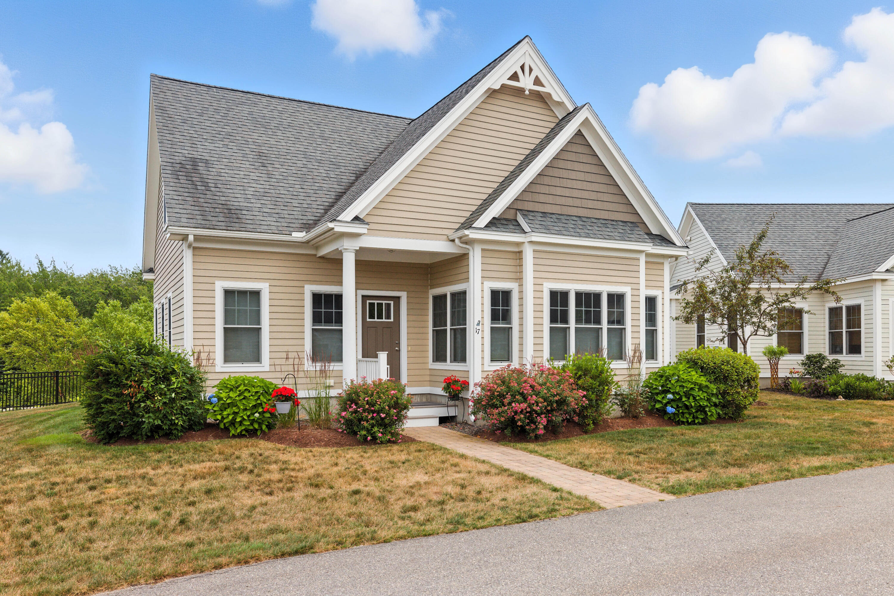 17 Adams Lane Arundel ME 04046