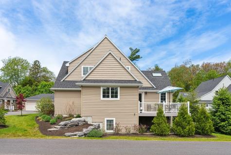 2 Foxglove Way Brunswick ME 04011