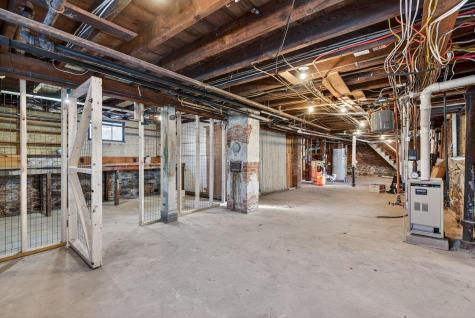 71 Lawn Avenue Portland ME 04103