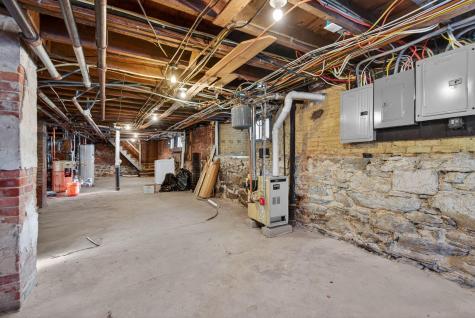 71 Lawn Avenue Portland ME 04103