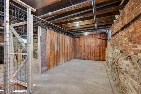 71 Lawn Avenue Portland ME 04103